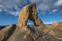 Boot Arch at sunrise in the Alabama Hills