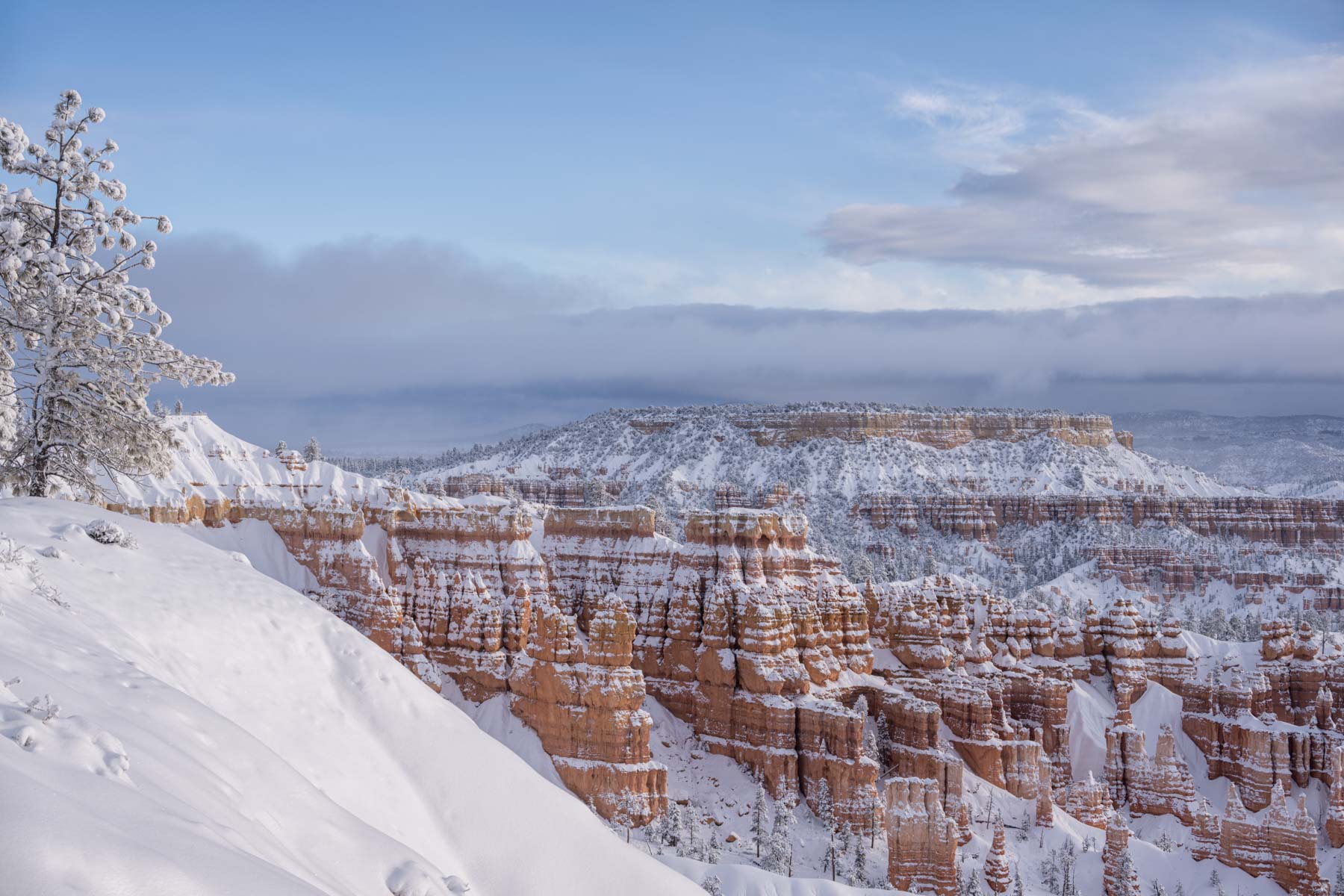 Bryce Canyon covered in snow as seen from Sunset Point