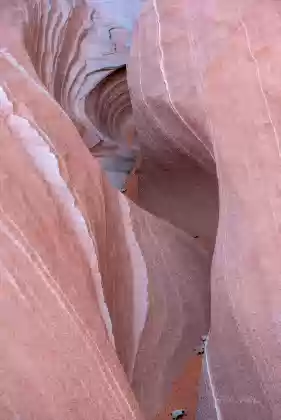 Low slot near Rainbow Cove Low slot downstream of Rainbow Cove in Coyote Buttes South, Arizona