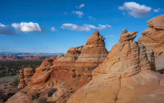 Chess Queen from Above 1 The Chess Queen hoodoo near Coyote Buttes South