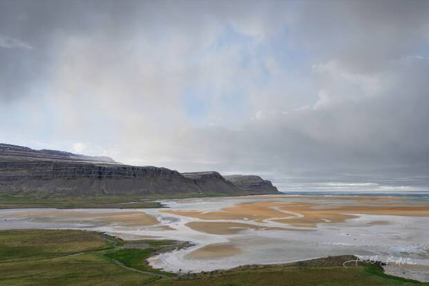 Raudisandur Beach