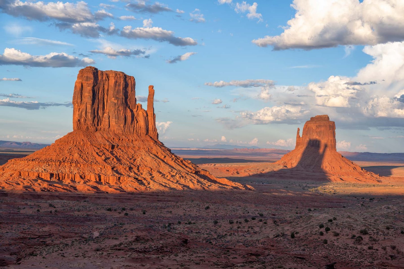 The Mittens Shadow Henge in Monument Valley