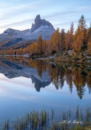 Lago di Federa Lago di Federa in the Dolomites, Italy.