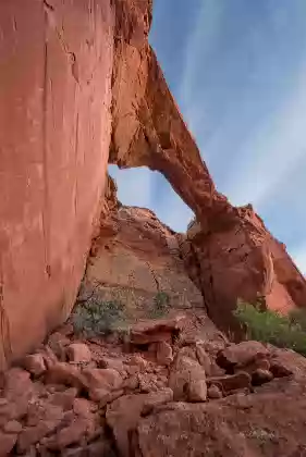 Vermilion Arch from Left Side Vermillion Arch in Vermilion Cliffs NM